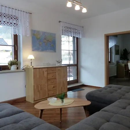 Cozy Base With Garden 아파트 브라이텐브룬