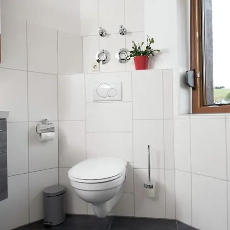 Appartamento Cozy Base With Garden Breitenbrunn (Saxony)