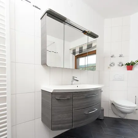 Cozy Base With Garden *