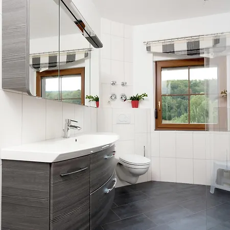 Appartamento Cozy Base With Garden *