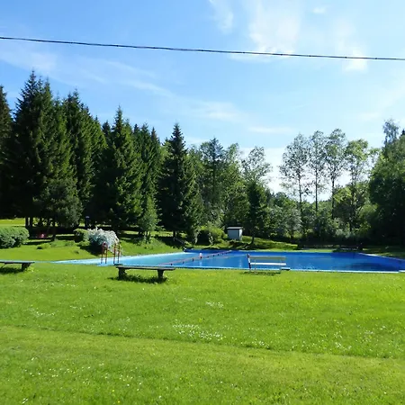 Cozy Base With Garden Appartamento Breitenbrunn (Saxony)